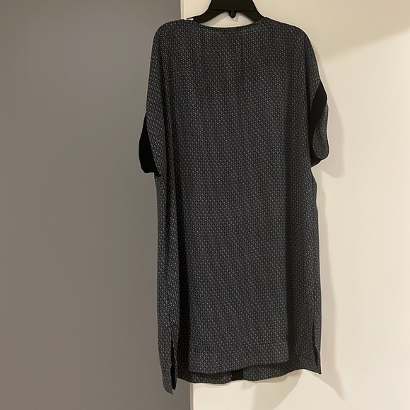 H&M Navy Tunic - Picture 2 of 7